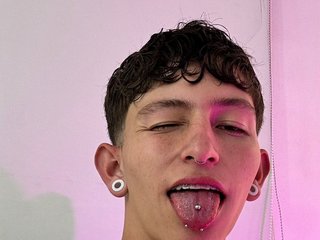 I Am A Brunette And My Age Is 19 Yrs Old, My BongaCams Model Name Is Aron-tay