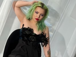 FunnyVibe live cam model at BongaCams