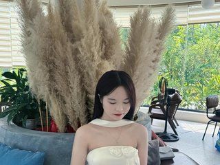 A Sex Cam Pretty Babe Is What I Am, My Age Is 20 Yrs Old And At BongaCams I'm Named Shulee