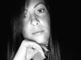 I'm 36, A Live Cam Desirable Female Is What I Am, I Am A Brunette