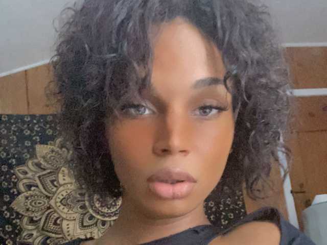 BellaClark69