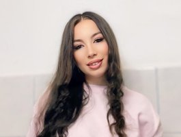 New-Emilia profile