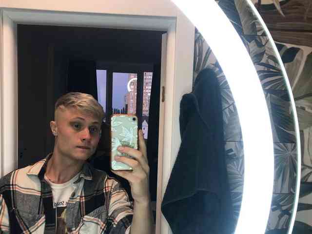 NikXoo