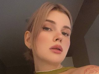 20 Is My Age And My Model Name Is Elven-milk
