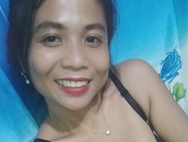 Yummy_tits69 webcam