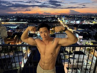 I Am A Brunette And Bangkok Is Where I Come From