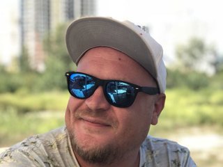 People Call Me BDaddy178, I Am A Blonde