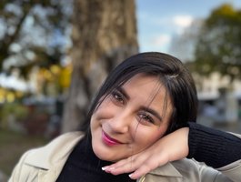 adelayncurvy profile