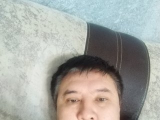 My Model Name Is Goldenboy5 And I Am A Brunette