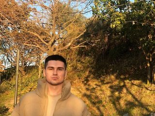I Am From Axuenogorsk! I'm 20, I Am Named MisterPirs