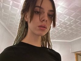 kitsuneenekoo profile
