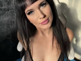 LindaElosiMilf