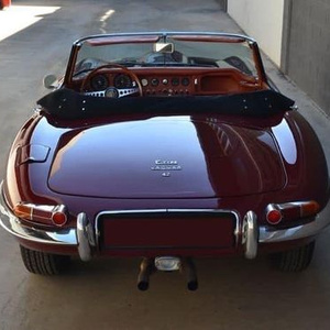 Jaguar E Type