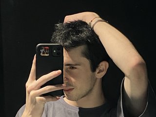 My Name Is Markoam! I Am A Brunette