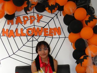 I Am A Brunette, I'm A Cam Lovable Female 2