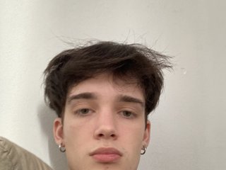 My Model Name Is Gibsonboya! I'm 18 Yrs Old