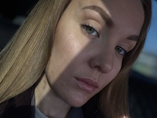 A Sex Cam Stunning Gal Is What I Am And My Age Is 21 Years Old