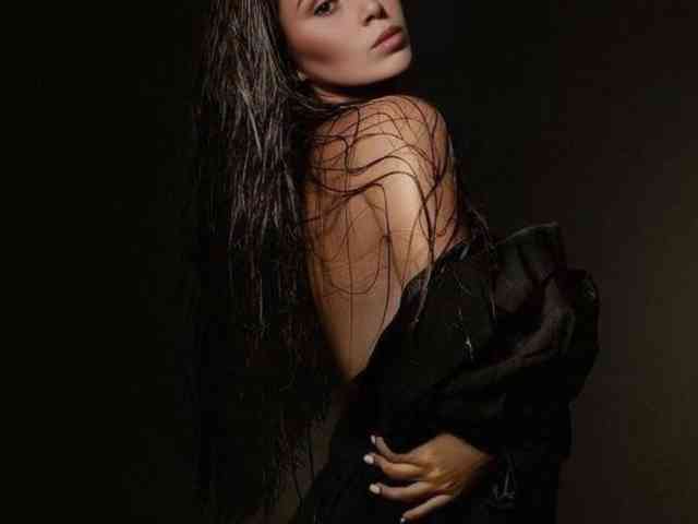 LolaSexxx