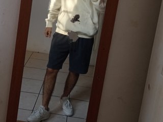 I Am From San Salvador And I'm 25 Years Old