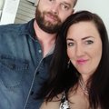 Sexynaughtycouple1