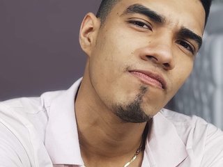 I'm 22 Years Of Age! I Am Named MykeLust