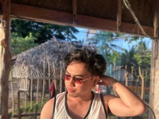 I Am A Brunette! My Age Is 22 Yrs Old! My Name Is JoshDevera