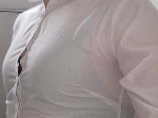 My BongaCams Model Name Is Benotti! I Am A Blonde! My Age Is 35 Yrs Old