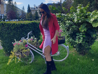 Park outfit red and pink