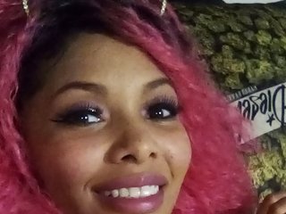 I'm 28 And I Am A Brunette! A Cam Cute Girl Is What I Am