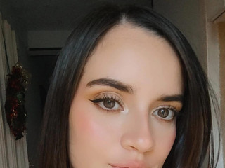 The sun shines with me