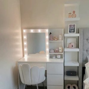 MAKEUP VANITY