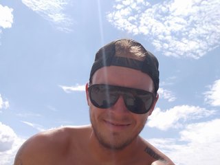 At BongaCams People Call Me JustinHaze And My Age Is 27 Years Old