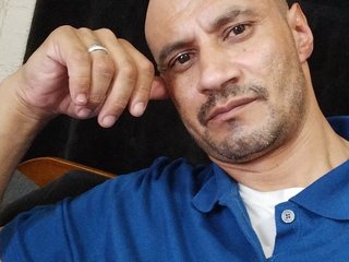 My Age Is 43 Yrs Old And People Call Me Leonar010101