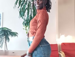 LoraLive profile
