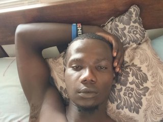 I Live In Nairobi, I Am A Brunette