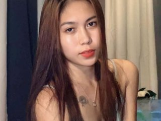 My Model Name Is XHotYoungChloe! I Am A Brunette