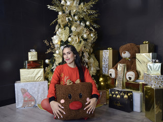 Good Girl On Xmas
