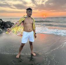 AsianBigcock