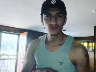 My Model Name Is DasPapi01 And I Am A Brunette