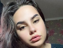 Molli-Di profile