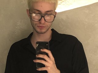 I Am A Blonde And I'm 19 And I Am Named Lovesexxxy