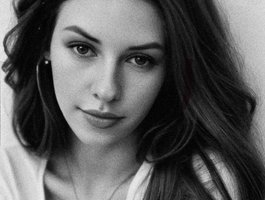 ElegantLadyMia profile
