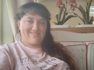 I'm A Camwhoring Beautiful Lady, I'm 26 Years Of Age