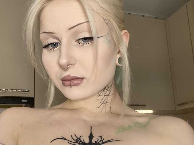 goth-bimbo