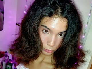 I Live In California And I'm 19 Years Old! At BongaCams I'm Named KatValentine222