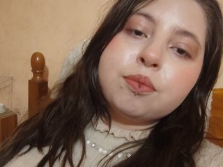 I'm 24 Years Old And I Am Named Emiiiko And I Am A Brunette