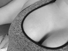 Billie24Live Webcam