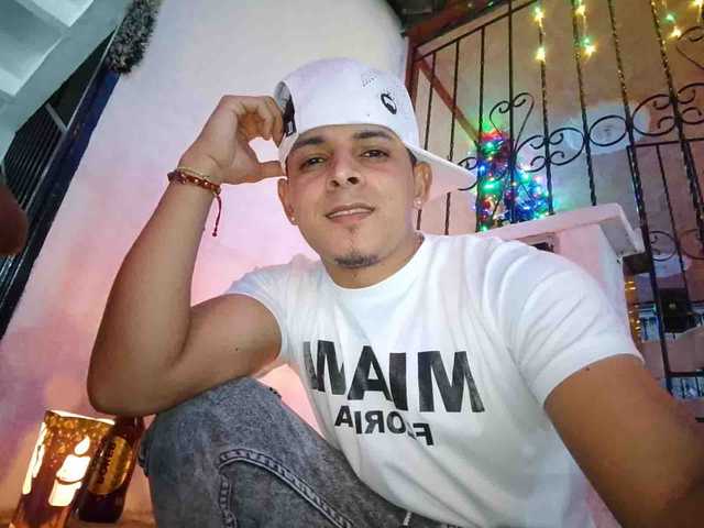 Boy-Romeoo