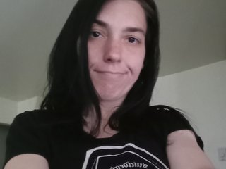 I'm 37, A Camwhoring Beautiful Bimbo Is What I Am