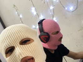 DvaBomja live cam model at BongaCams